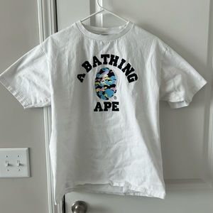 Men’s Bathing Ape Tee Shirt Size Large Fits Medium